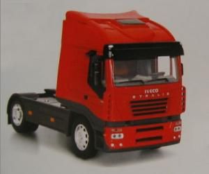 NEW52783R - IVECO Stralis 4X2 "Rouge" Ech:1/32