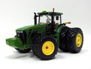 ERT45275 - JOHN DEERE 8270R 8 roues - Edition FARM SHOW 2010