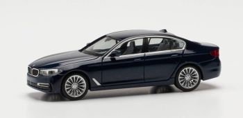 HER430692-004 - BMW SERIE 5 bleu tanzanite métallisé