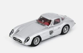 SCH43U00049 - MERCEDES-BENZ 300 SLR Uhlenhaut Coupé 1955 Argent