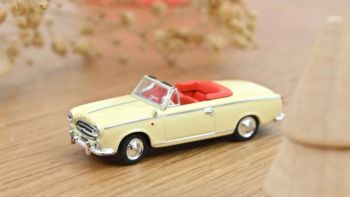 NOREV474344 - PEUGEOT 403 Cabriolet 1957 Jaune