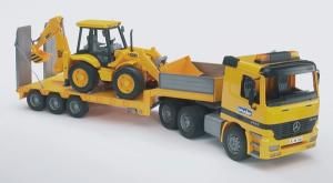 BRU2655 - MERCEDES Porte engins avec Tractopelle.1/16