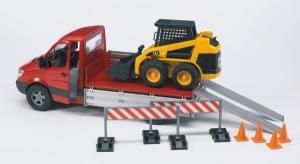 BRU2922 - MERCEDES Sprinter Avec Chargeur Ech:1/16