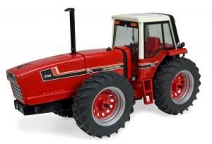 ERT14777 - INTERNATIONAL 3788 2+2 National Farm Show 2010