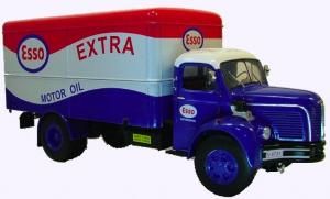 MAQ4323 - BERLIET GLR 8 R Fourgon "ESSO Extra Motor Oil"