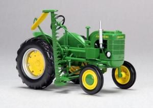 JDM207 - JOHN DEERE "LA" Avec barre de coupe Ech:1/16