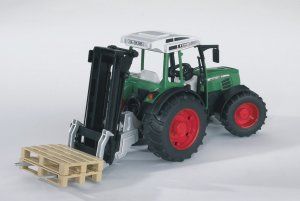 BRU2102 - FENDT 209 S Avec léve palette.