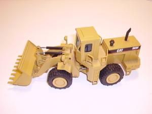 NZG167F - Chargeur CATERPILLAR 988F.