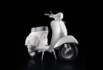 ITA4633 - VESPA 125 Primavera à assembler et à peindre