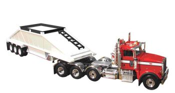 FIGE503220 - Camion PETERBILT 367
