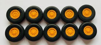 YCC561-2 - Pneus et jantes pour grue LIEBHERR LTM 1200-5.1 FRANZ BRACHT