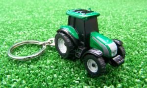 UH2631 - Lot de 3 Porte-clefs VALTRA Série C