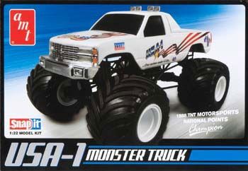 AMT672L/12 - MonsterTruck blanc 4x4 - USA-1 à assembler et à peindre