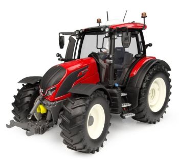 UH6877 - VALTRA N175 2021 rouge