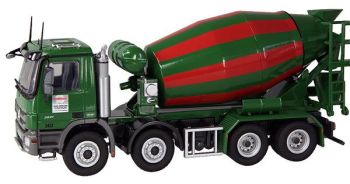NZG754/21 - MERCEDES Actros 8x4 Toupie "STROHMAIER"
