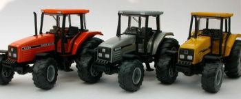 SIK2654NL1/NL2/NL3 - Lot de 3 tracteurs comprenant 1 WHITE 6810,1 CHALLENGER MT465, 1 AGCO ALLIS 8785