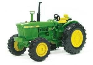 BRI42336 - JOHN DEERE 4020 4 Roues Motrices