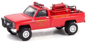 GREEN67010A - CHEVROLET C20 Custom deluxe 1986 avec équipements d'incendie FIRE & RESCUE sous blister