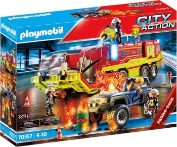 PLAY70557 - Camion de pompiers et véhicule en feu