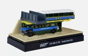 MMX79825 - Bus à double étage du film JAMES BOND 007 - Vivre et Laisser vivre