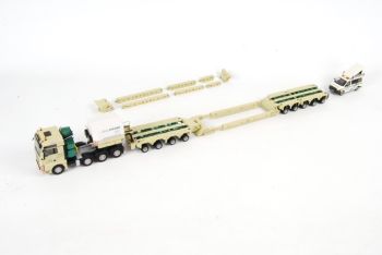 WSI01-1141 - MAN TGX XXL 8x4 Avec Scheuerle 9 Essieux et Vw Transporter BF3 H.N KRANE