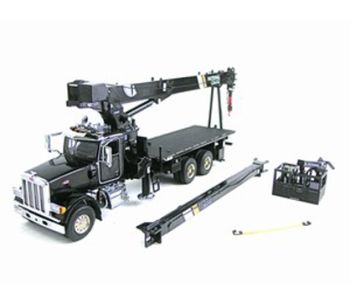 TWH696/02 - Grue NATIONAL CRANE 1300H sur PETERBILT couleur Noire