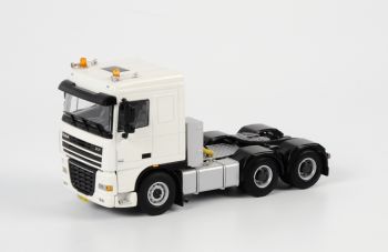 WSI03-1024 - DAF XF105 SC 6x4 Blanc