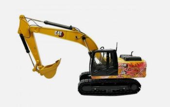 DCM85674L - Pelle sur chenilles CATERPILLAR 320 GX - Year of the Dragon