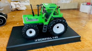 CW0157 - AGRIFULL 140 avec pneus VREDESTEIN