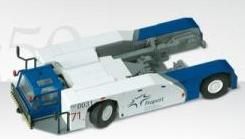 CON5513/05 - Camion tracteur d'avion AST1 GOLDHOFER- FRAPORT