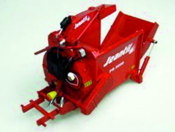 UH68121 - Pailleuse JEANTIL