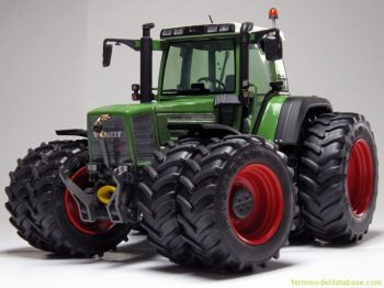 WEI1002N - FENDT 822 Jumelé