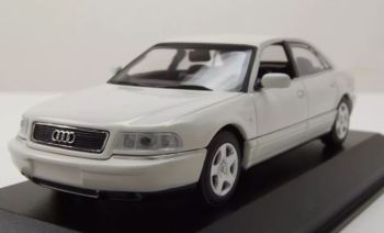 MXC940018801 - AUDI A8 1999 Blanc