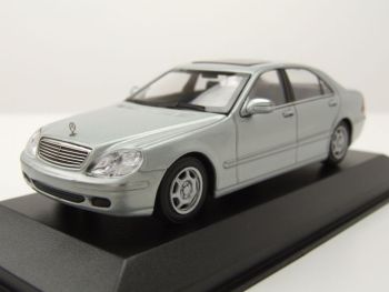 MXC940036201 - MERCEDES 5-Klasse W220 1998 Gris