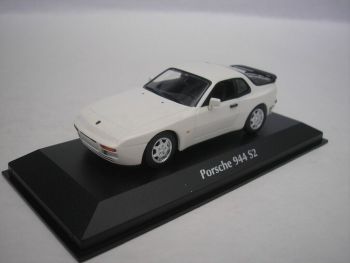 MXC940062222 - PORSCHE 944 S 1989 Blanc