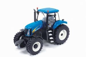 BRI42112 - NEW HOLLAND T8040 - Article retiré du catalogue britains 2012