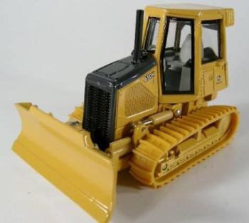 ERT15631 - Bull 650 H JOHN DEERE