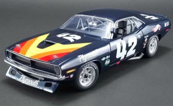 ACMEA1806103 - PLYMOUTH Barracuda 1970 #42 Swede Savage version bleue métallisée sombre