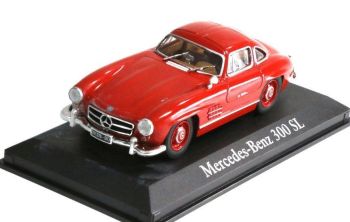 AKI0038 - MERCEDES-BENZ 300 SL Rouge
