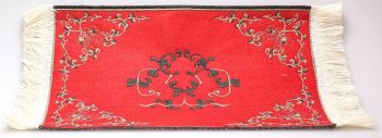 AKI0176 - Tapis rouge pour maison de poupée dimension 24 x 15 cm