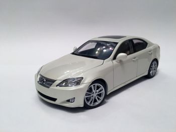AUT78814 - LEXUS IS 350 (2006) Blanche Ech:1/18