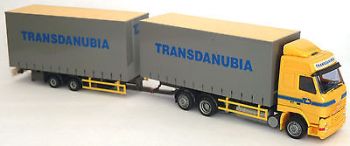 AWM5838.71 - VOVLO FH12 Globetrotter porteur 3 Essieux avec remorque 2 Essieux bachée "TRANSDANUBIA" Ech:1/87