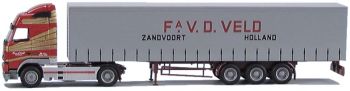 AWM5892.01 - VOLVO FH12 4x2 Globetrotter avec remorque bachée 3 Essieux "FA V.D VELD" Ech:1/87