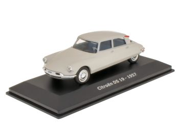 CITROEN DS 19 de 1957 blanche