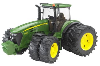 BRU3052 - JOHN DEERE 7930 8 Roues Ech:1/16