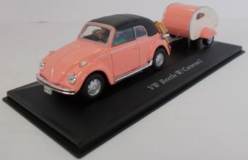 CAR147-006 - VOLKSWAGEN Coccinelle rose cabriolet avec caravane 1 essieu