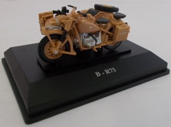 CAR245D - Side-car BMW B-R75 sable des divisions Allemande de l'Afrika Korps
