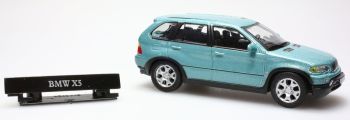 CAR813048I - BMW X5 bleue