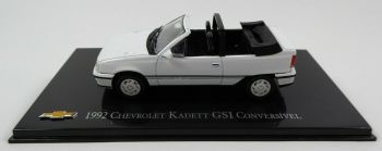 MAGCHEKADETT92 - CHEVROLET Kadett GSI cabriolet ouvert 1992 blanc