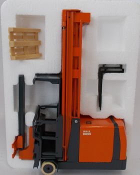 CON2777/01 - Elévateur BOOS WA 15 avec une palette